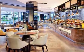 Grand Mercure Bali Seminyak